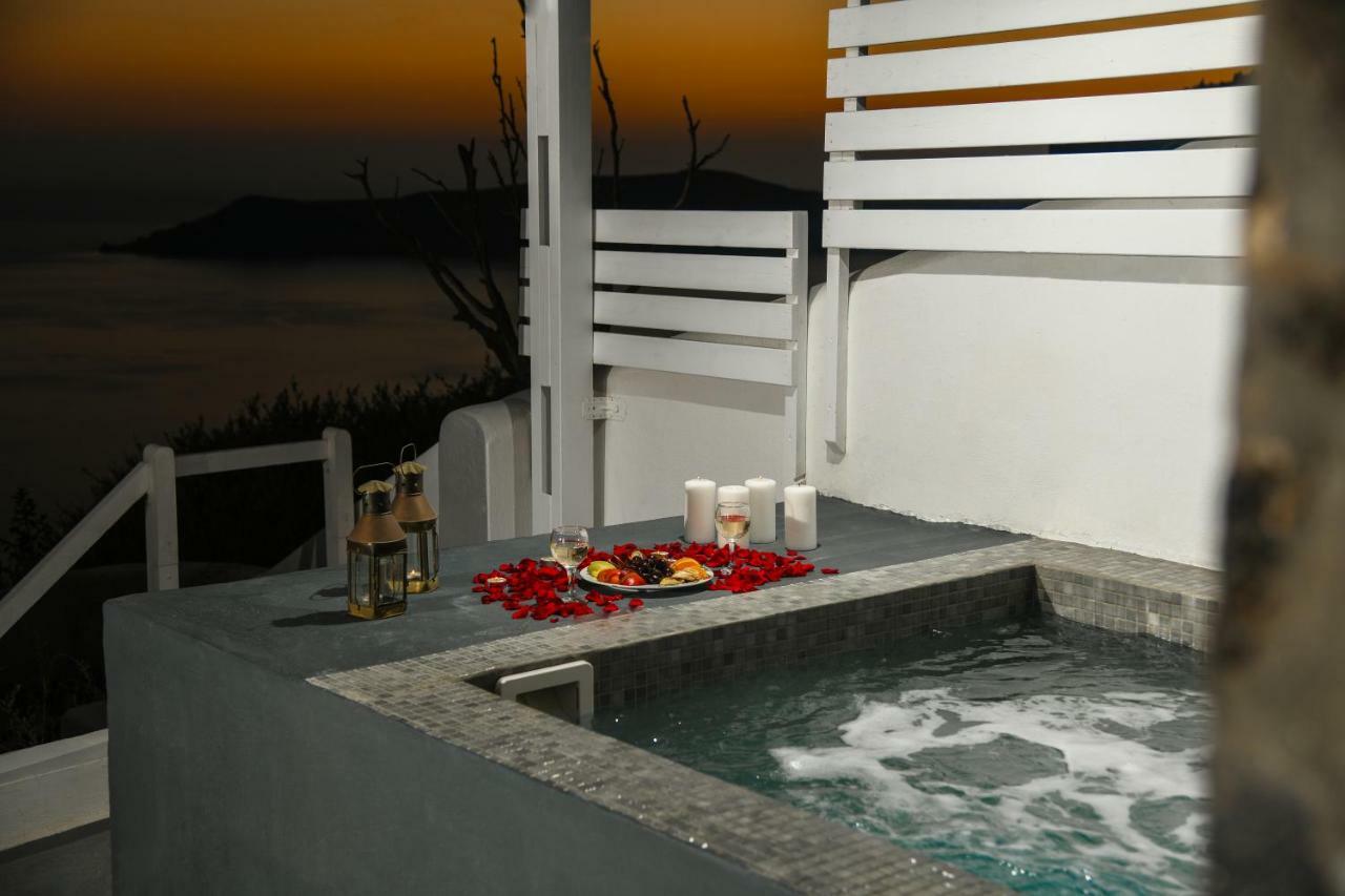 Villa Iatis View Collection à Imerovígli Extérieur photo